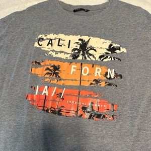 Shien t shirt size medium